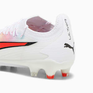 Chaussures de soccer avec crampons ULTRA ULTIMATE FG/AG Femme, PUMA White-PUMA Black-Fire Orchid, extralarge